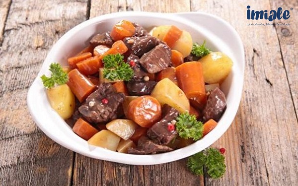 bò hầm rau củ