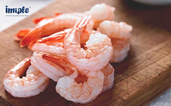 Cách nấu cháo tôm cho bé ăn dặm